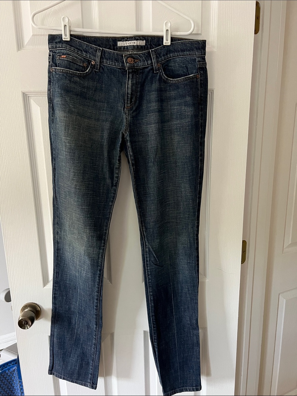 Joe's Jeans Women's Straight Leg Jeans in Dark Wash